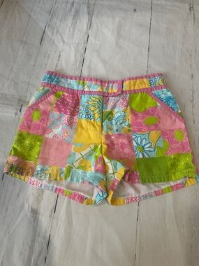 Lilly Pulitzer Patchwork Floral Shorts in Pink, Yellow & Green size 8 girls